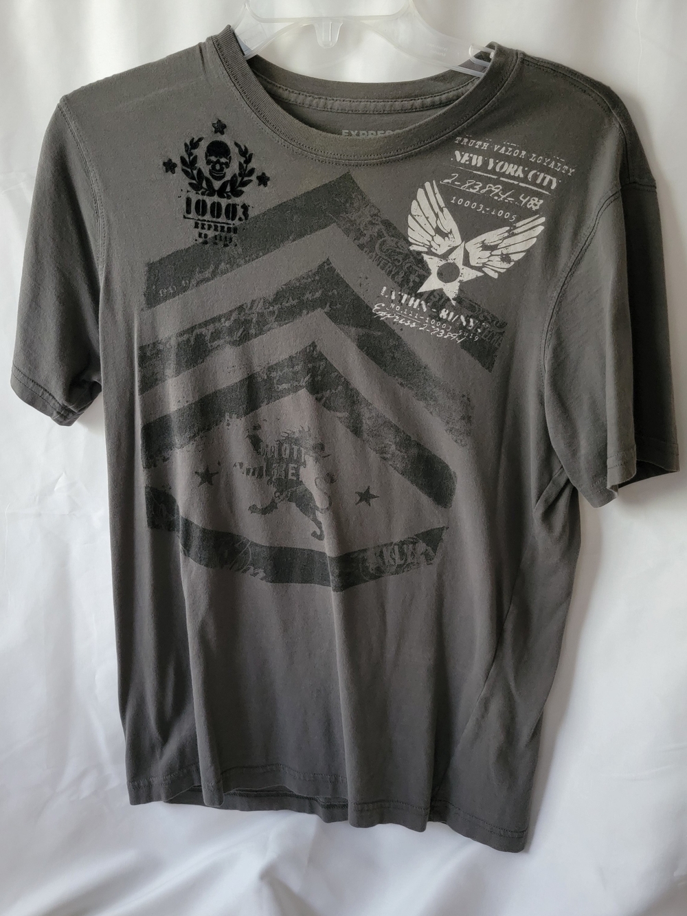 Express Men's Short-Sleeve Graphic Tee